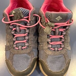 Size 13 Columbia Waterproof Hiking Shoes-Navy